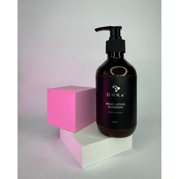 Лосьйон для рук парфумований DNKa Hand Lotion Burberry 300 мл MARKONI. Лосьйон для рук парфумований DNKa Hand Lotion Burberry 300 мл